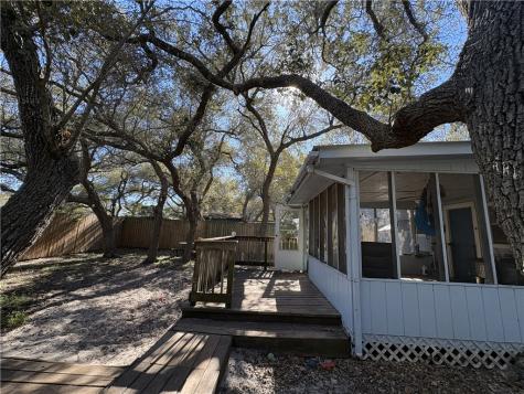 1612 Sammy Henderson Street Rockport TX 78382