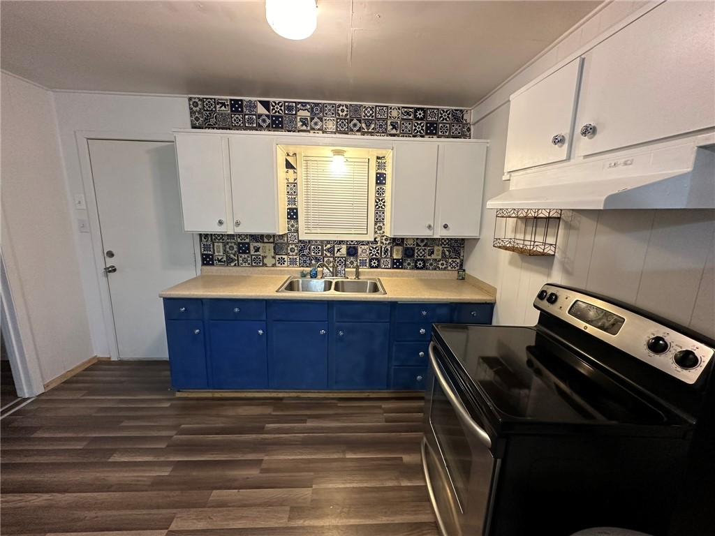 1612 Sammy Henderson Street Rockport TX 78382