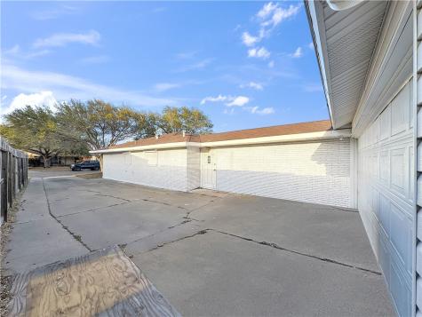 4115 Meridian Place Corpus Christi TX 78411