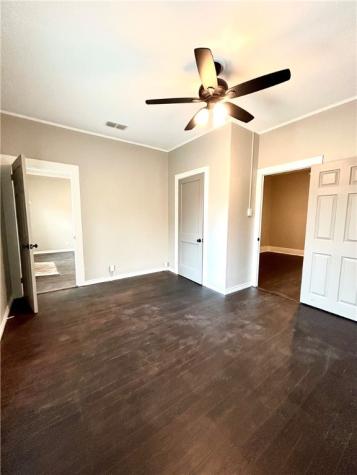 1101 E Crockett Street Beeville TX 78102