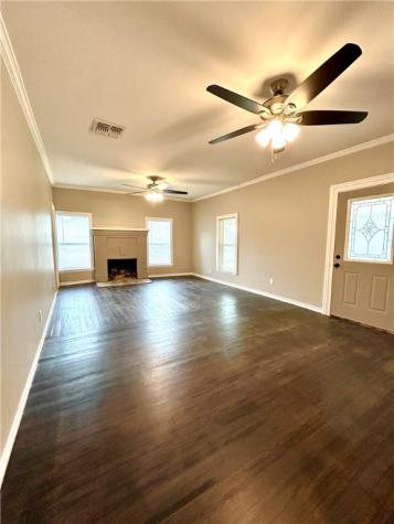 1101 E Crockett Street Beeville TX 78102