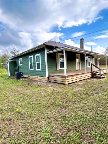 1101 E Crockett Street Beeville TX 78102