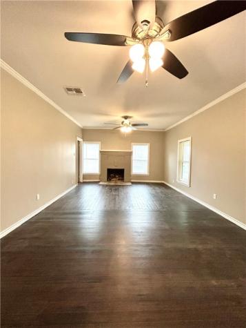 1101 E Crockett Street Beeville TX 78102