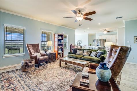 20 Southpointe Circle Rockport TX 78382