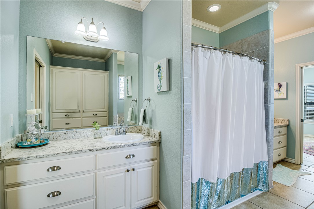 20 Southpointe Circle Rockport TX 78382