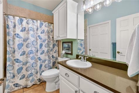 20 Southpointe Circle Rockport TX 78382