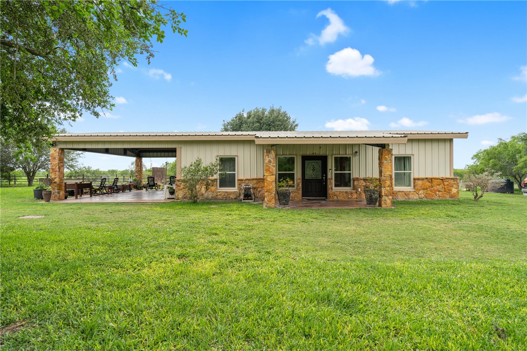 819 S County Road 1110 Riviera TX 78379