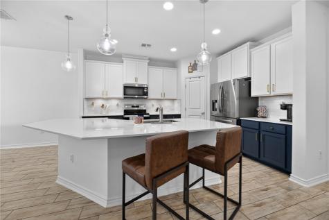 1016 Ocean Breeze Portland TX 78374