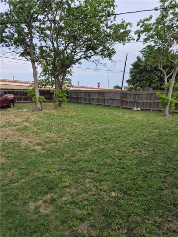 322 S 26th Street Kingsville TX 78363