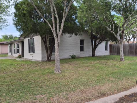 322 S 26th Street Kingsville TX 78363