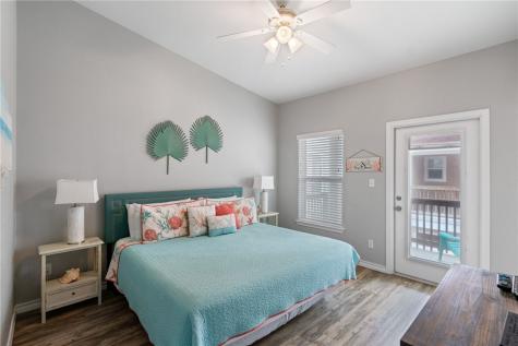 1813 S 11th Street 208 Port Aransas TX 78373