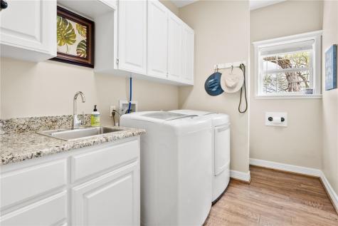 2 Schendel Portland TX 78374