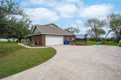 2 Schendel Portland TX 78374