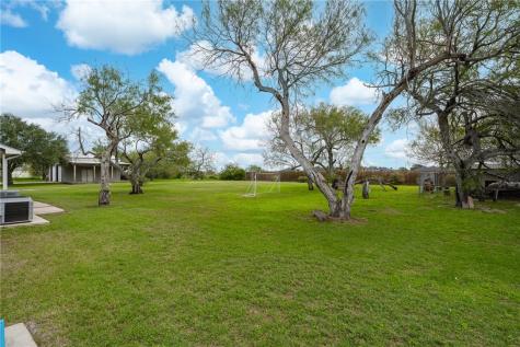 2 Schendel Portland TX 78374