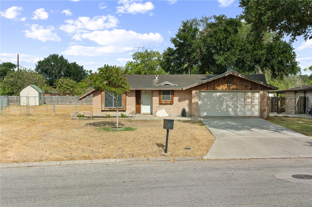 10702 Larkwood Street Corpus Christi TX 78410