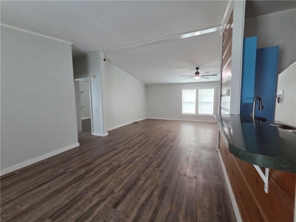 121 Copano Heights Boulevard Rockport TX 78382