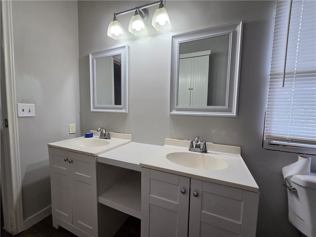 121 Copano Heights Boulevard Rockport TX 78382