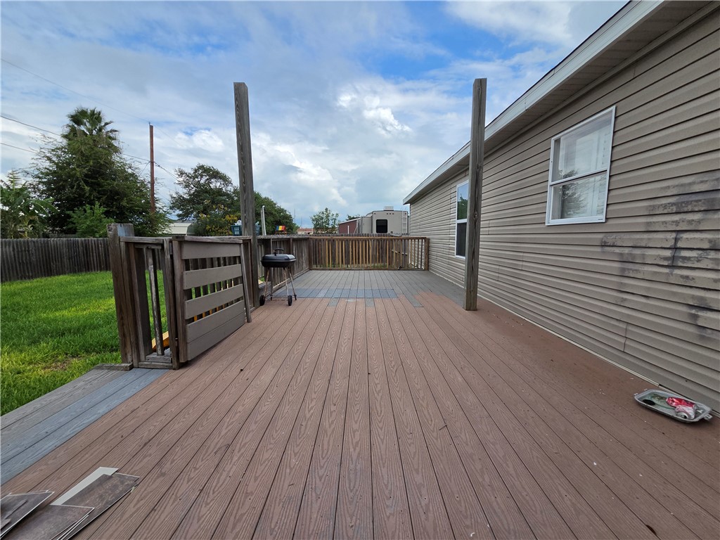 121 Copano Heights Boulevard Rockport TX 78382