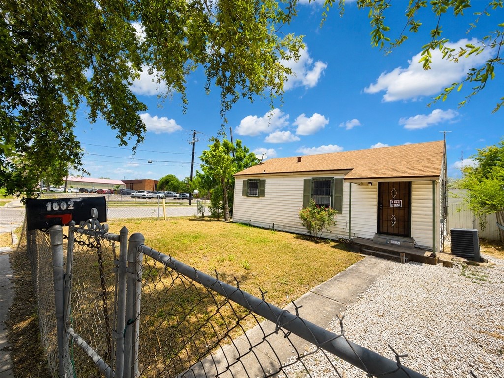 1602 14th Street Corpus Christi TX 78404