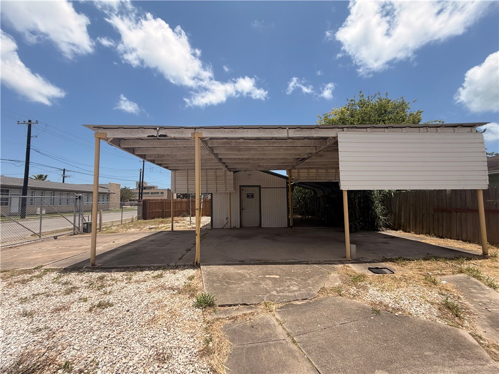 1602 14th Street Corpus Christi TX 78404