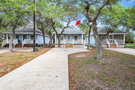 712 Moline Street Rockport TX 78382