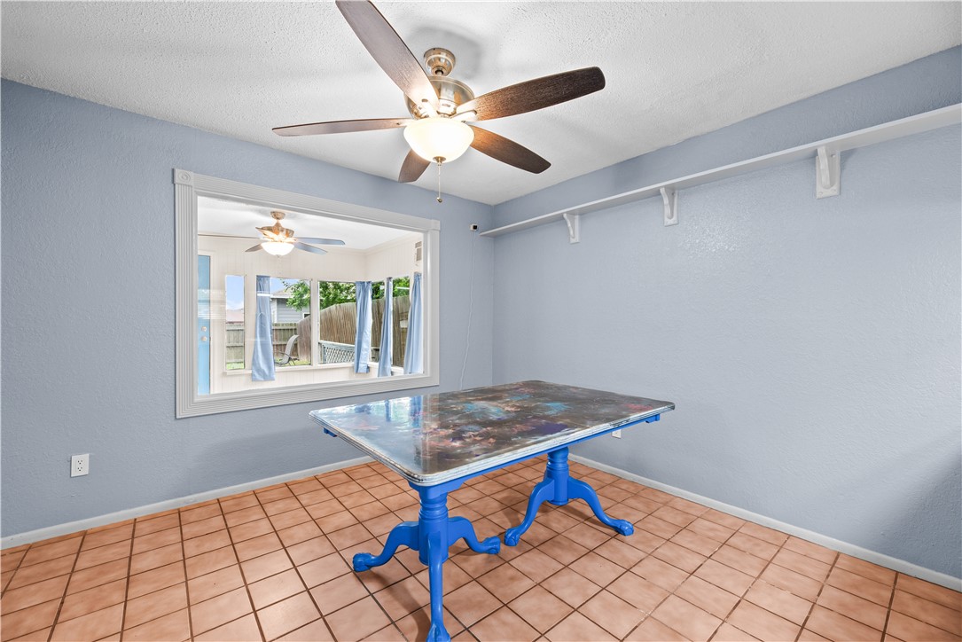 2825 Vancouver Drive Corpus Christi TX 78414