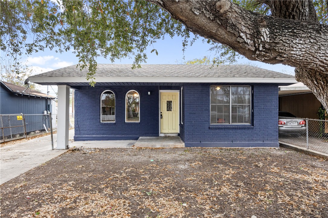3033 Elgin Street Corpus Christi TX 78405