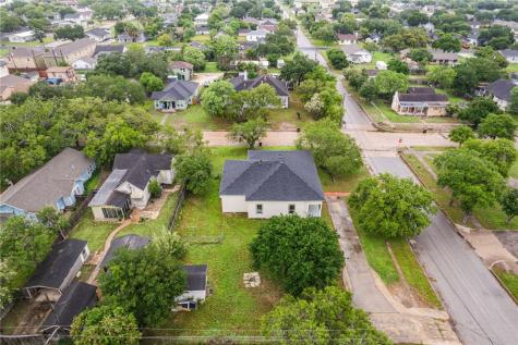 321 N 2nd Street Kingsville TX 78363