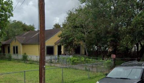 515 E 4th Street Alice TX 78332