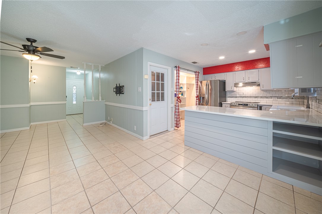 1107 Wood Street Rockport TX 78382