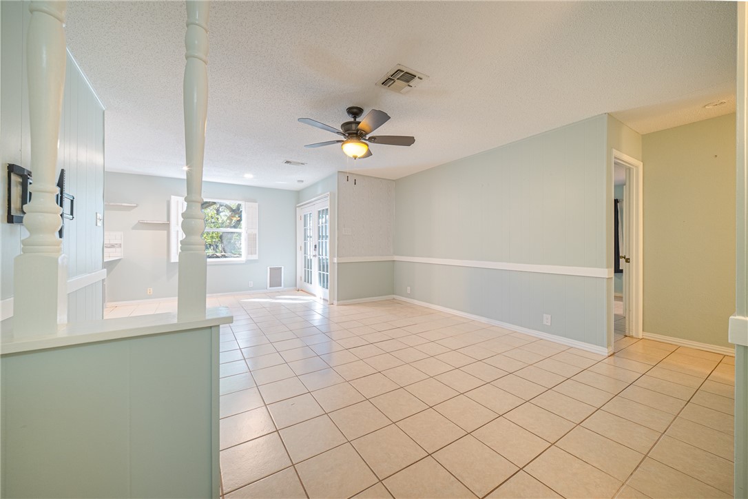 1107 Wood Street Rockport TX 78382
