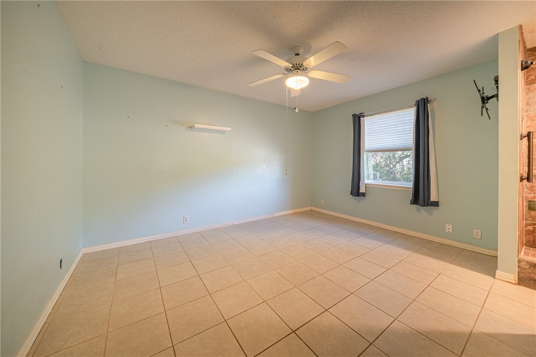 1107 Wood Street Rockport TX 78382