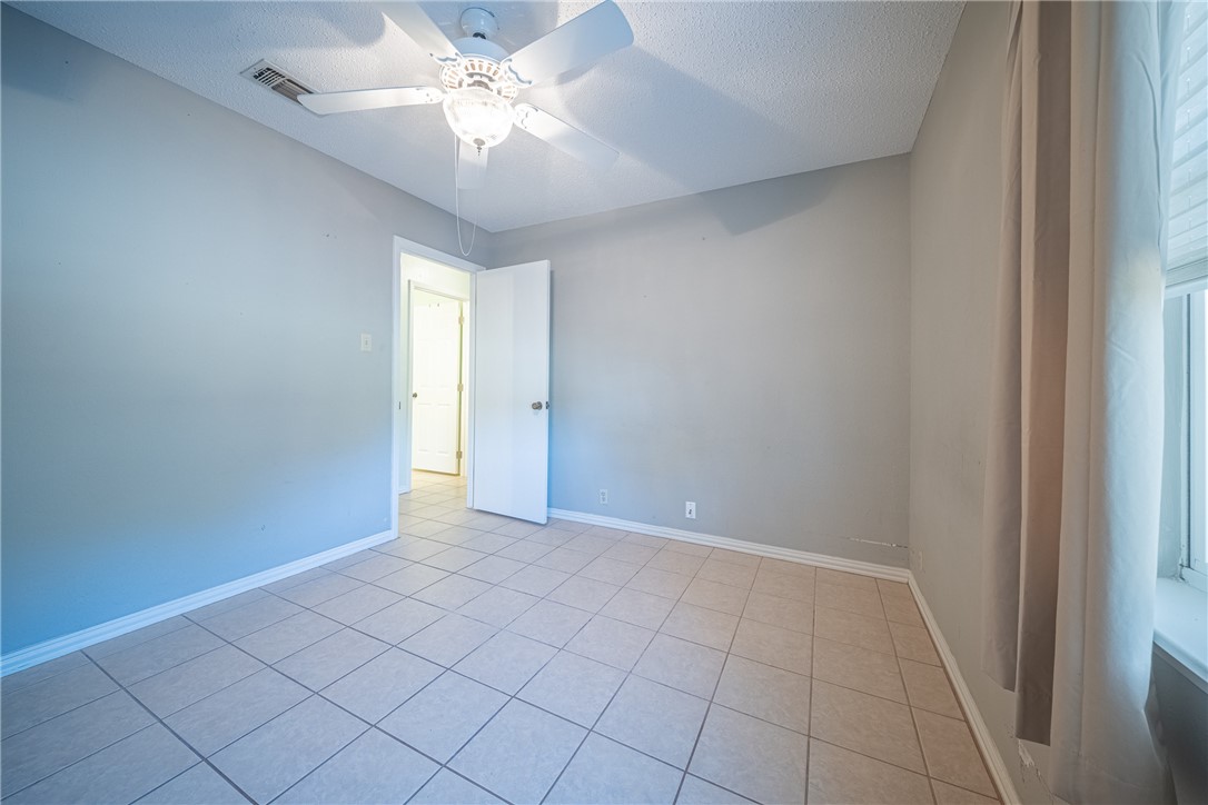 1107 Wood Street Rockport TX 78382