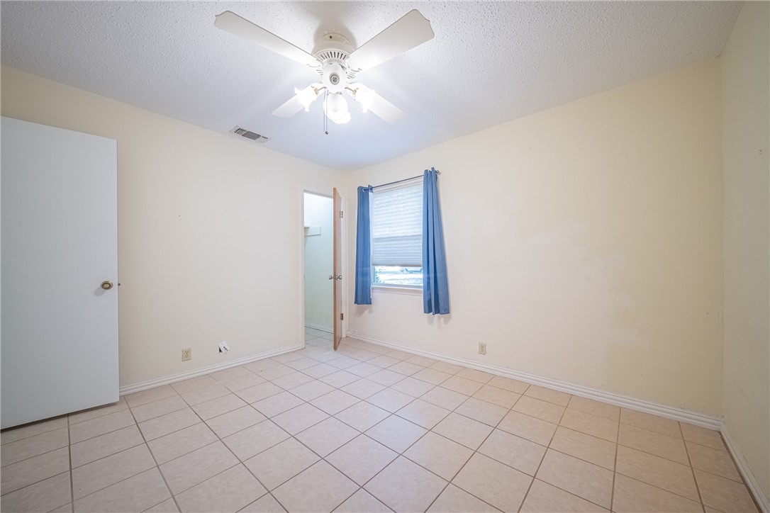 1107 Wood Street Rockport TX 78382