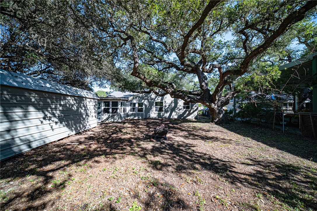 1107 Wood Street Rockport TX 78382