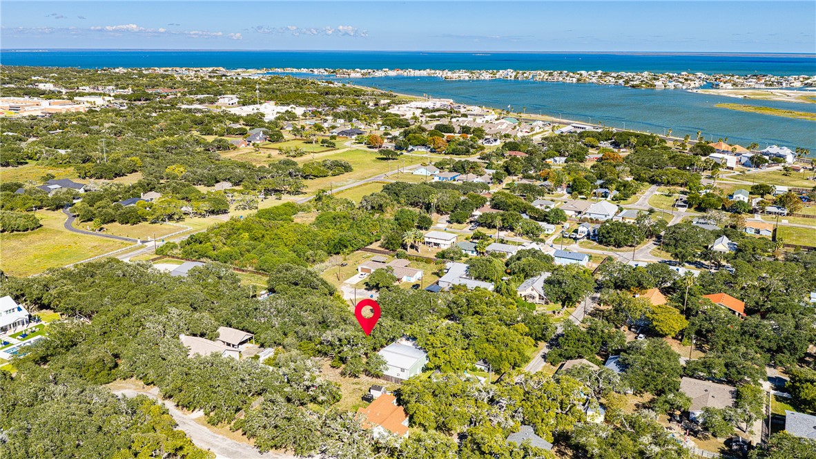 1107 Wood Street Rockport TX 78382