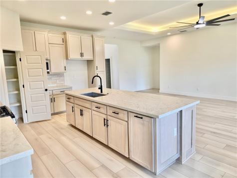 6718 La Salle Drive Corpus Christi TX 78414