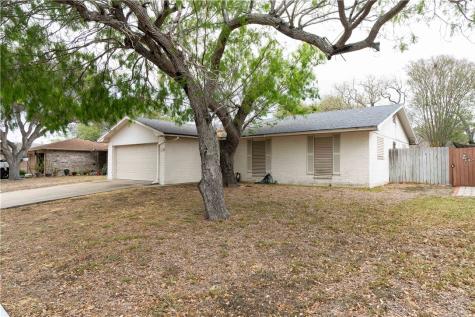 1005 Barcelona Street Portland TX 78374