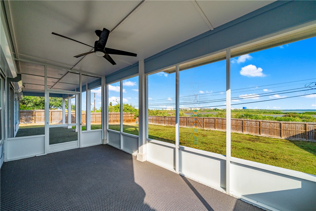 6081 Ennis Joslin Corpus Christi TX 78412