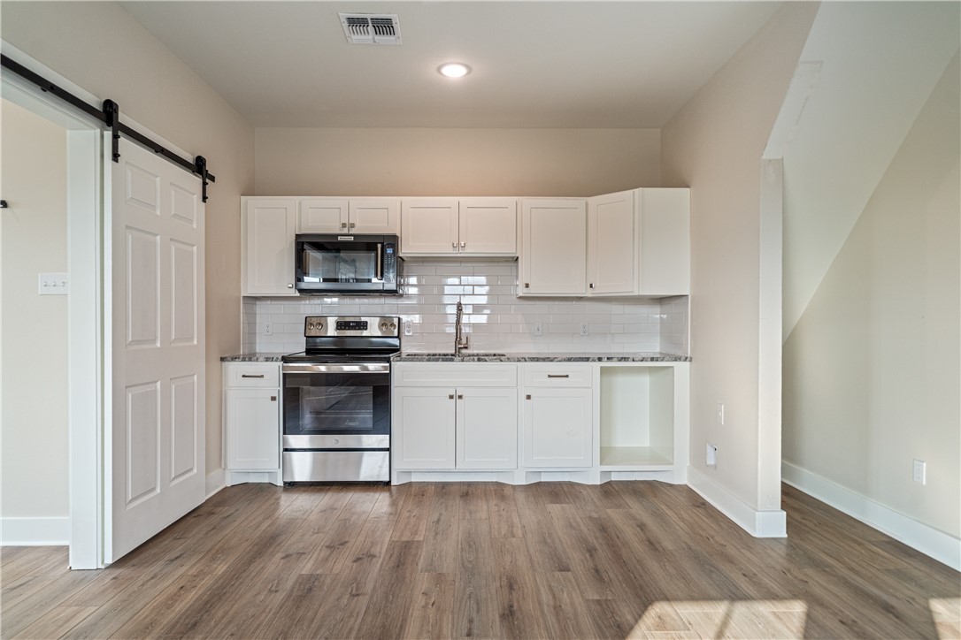 6081 Ennis Joslin Corpus Christi TX 78412