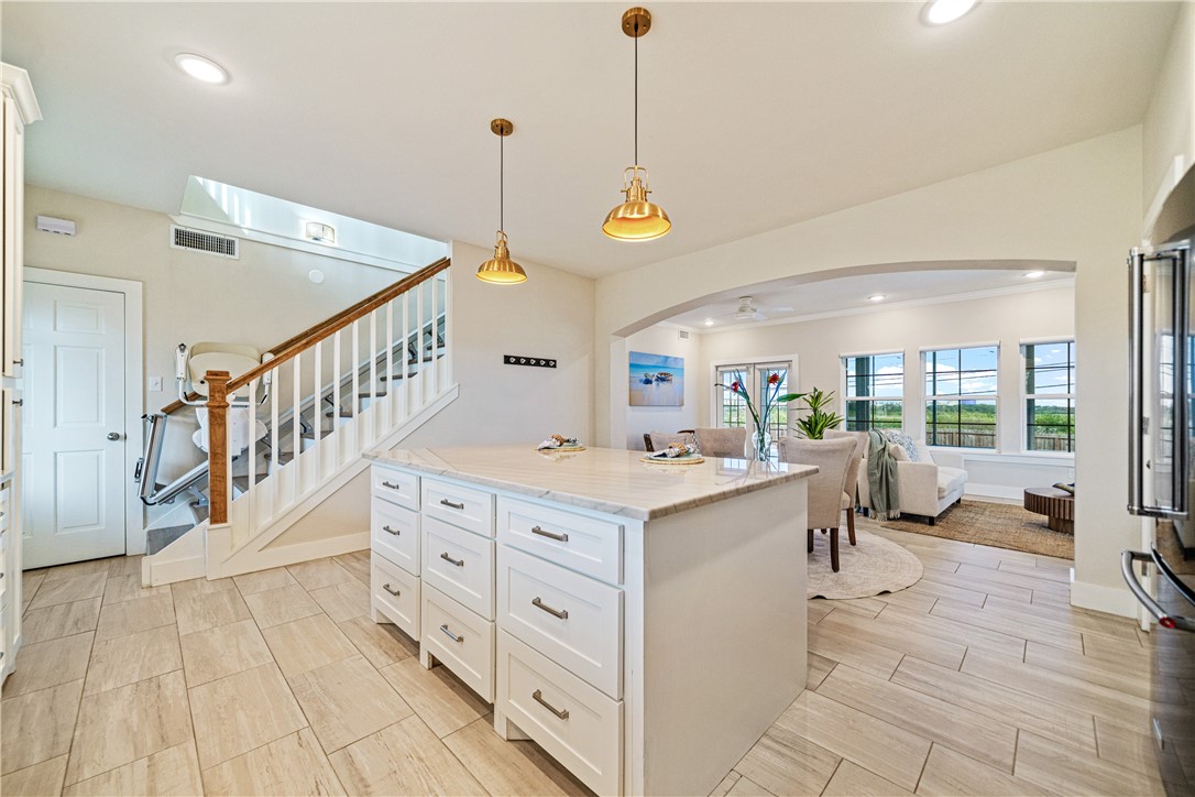 6081 Ennis Joslin Corpus Christi TX 78412