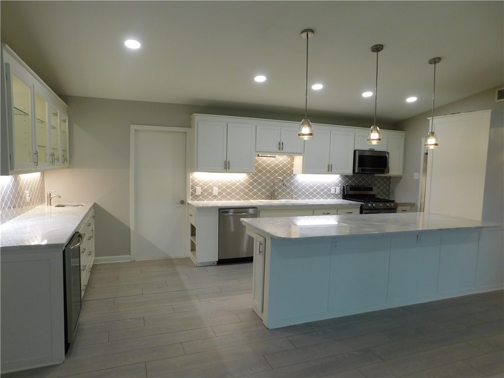613 Driftwood Place Corpus Christi TX 78411
