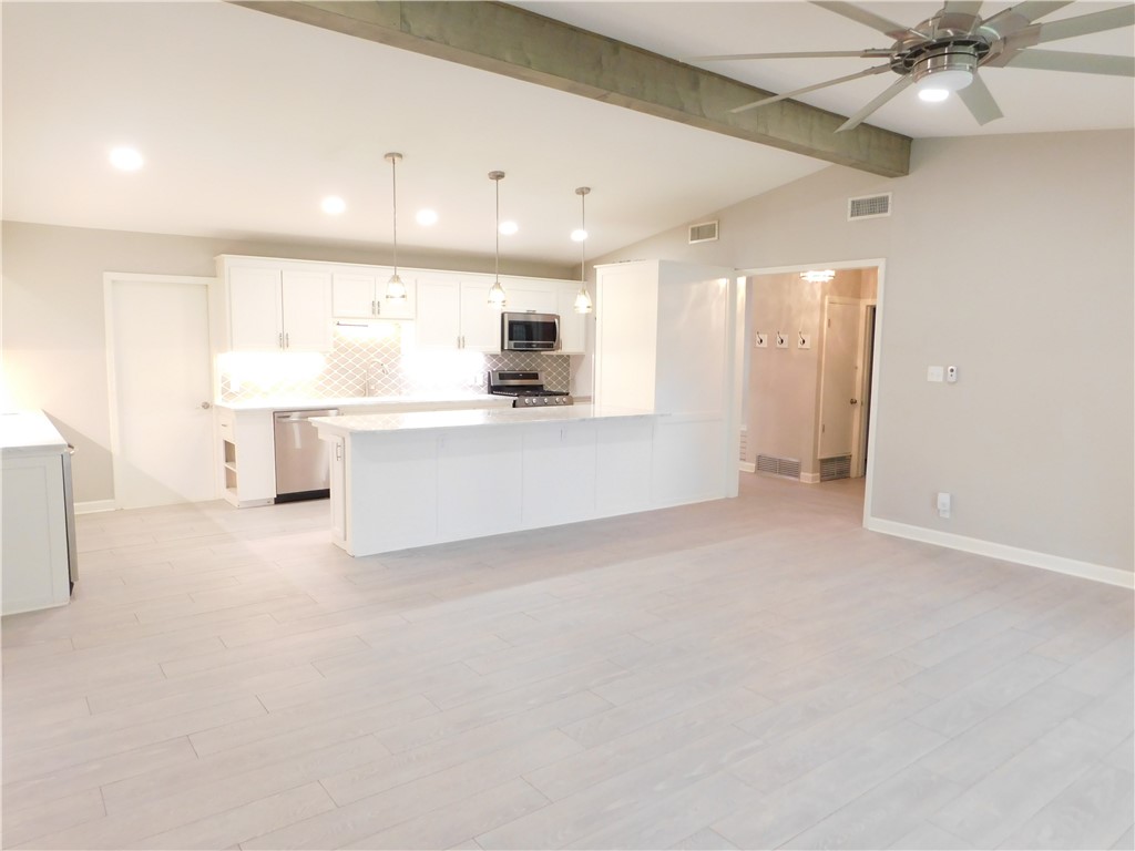 613 Driftwood Place Corpus Christi TX 78411