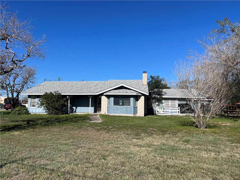 100 Kelly Lane Lake City TX 78368