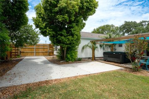 202 S 7th Street Rockport TX 78382