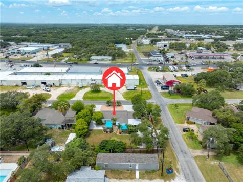 202 S 7th Street Rockport TX 78382