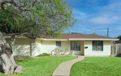 1502 Denver Street Portland TX 78374