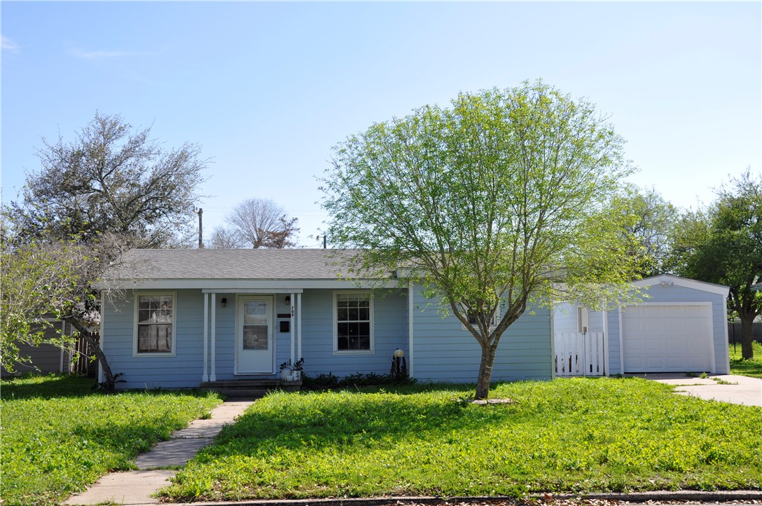 709 E Hoffman Avenue Kingsville TX 78363