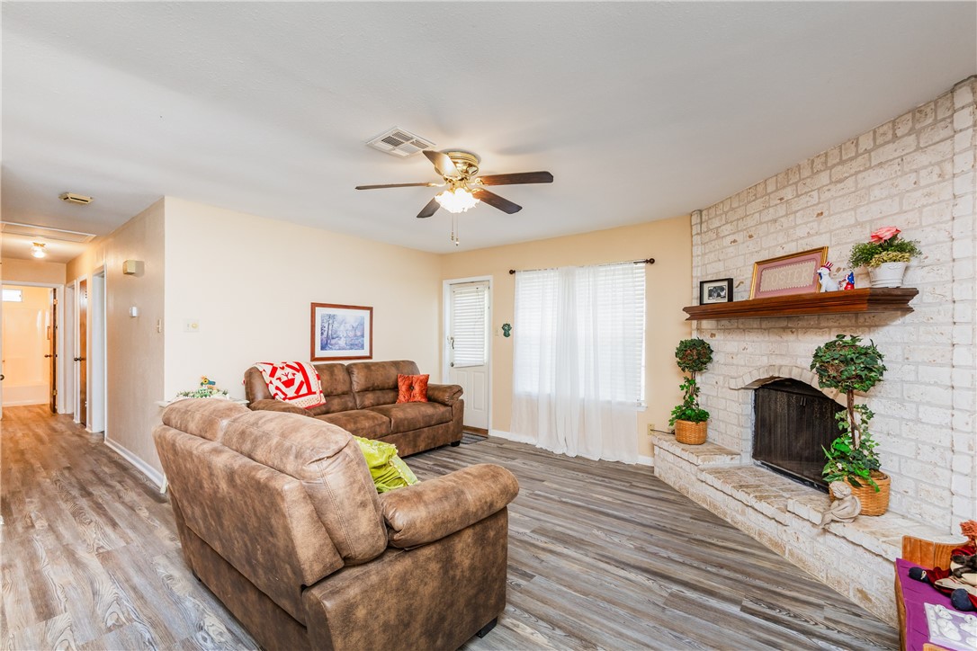 4041 Mountain View Drive Corpus Christi TX 78410