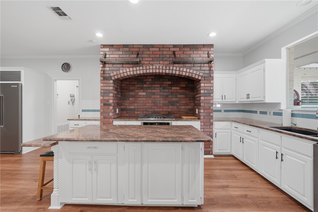 101 Peachtree Drive Rockport TX 78382